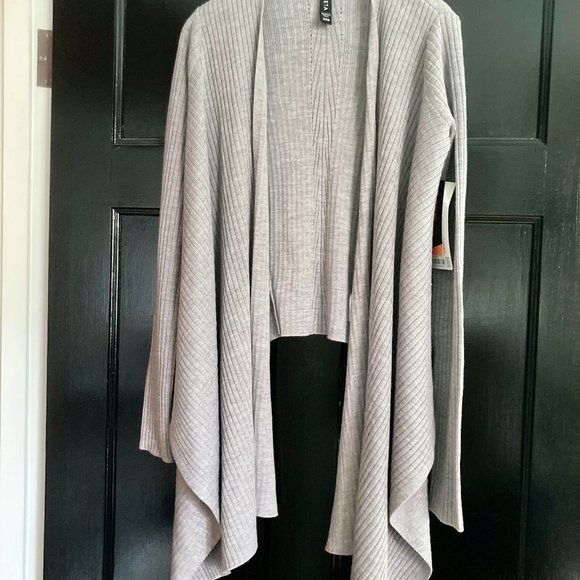 Athleta Solstice Wrap Size XXS (NWT) - Picture 2 of 5